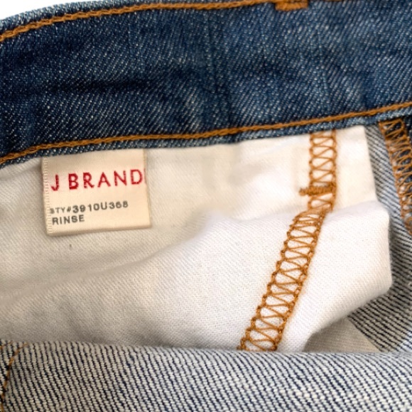 J BRAND Medium Wash Jeans Size: 26 - Picture 6 of 7